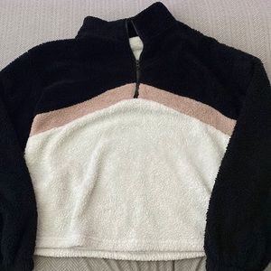 small colsie sweater super comfy and soft for winter!